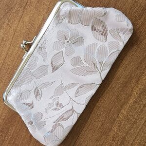 Light Pink Floral Satin Frame Clutch